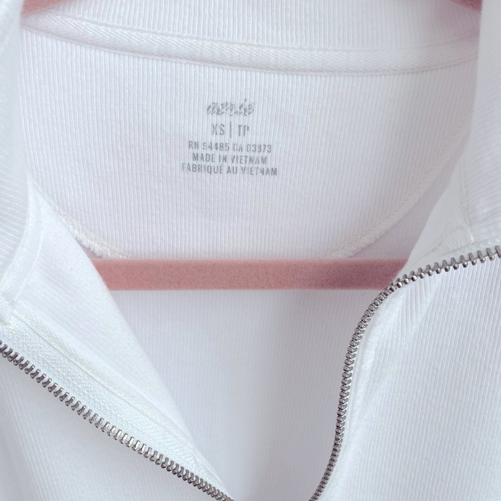 📍(SOLD) Aerie Ribbed Oversized Quarter Zip - Picture 8 of 10
